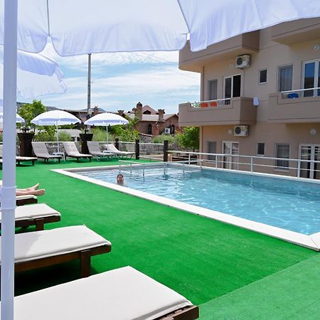 Hotel Kriti Max , Shengjin Shëngjin المظهر الخارجي الصورة