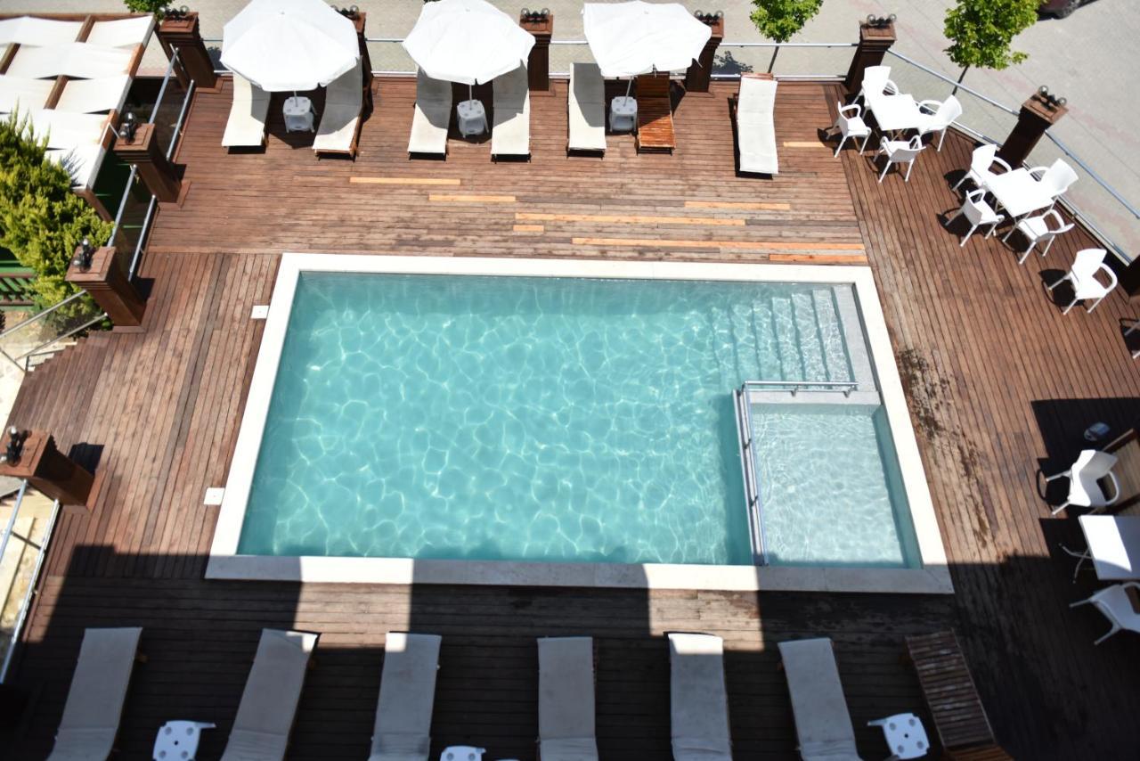 Hotel Kriti Max , Shengjin Shëngjin المظهر الخارجي الصورة