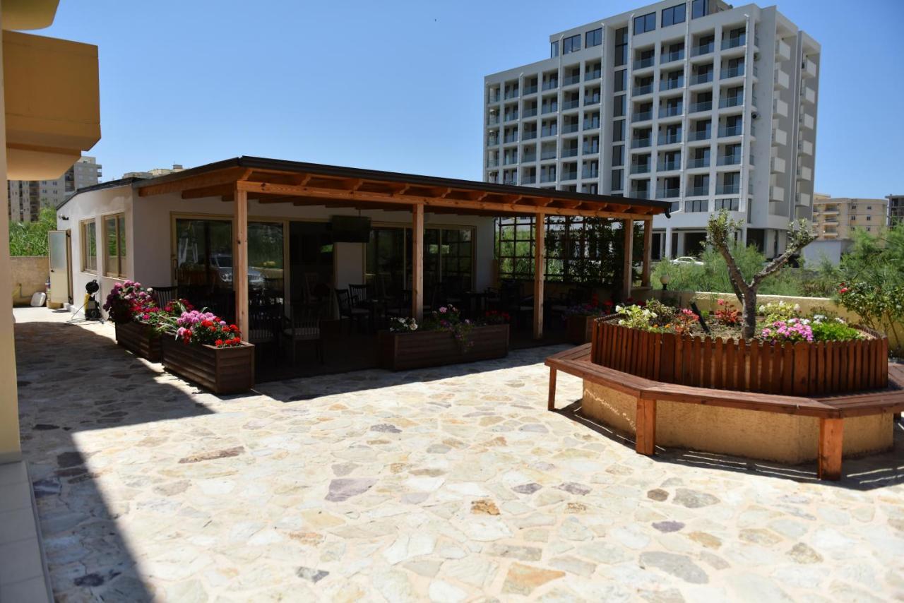 Hotel Kriti Max , Shengjin Shëngjin المظهر الخارجي الصورة