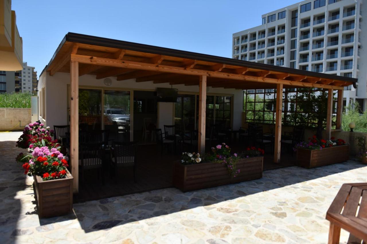 Hotel Kriti Max , Shengjin Shëngjin المظهر الخارجي الصورة