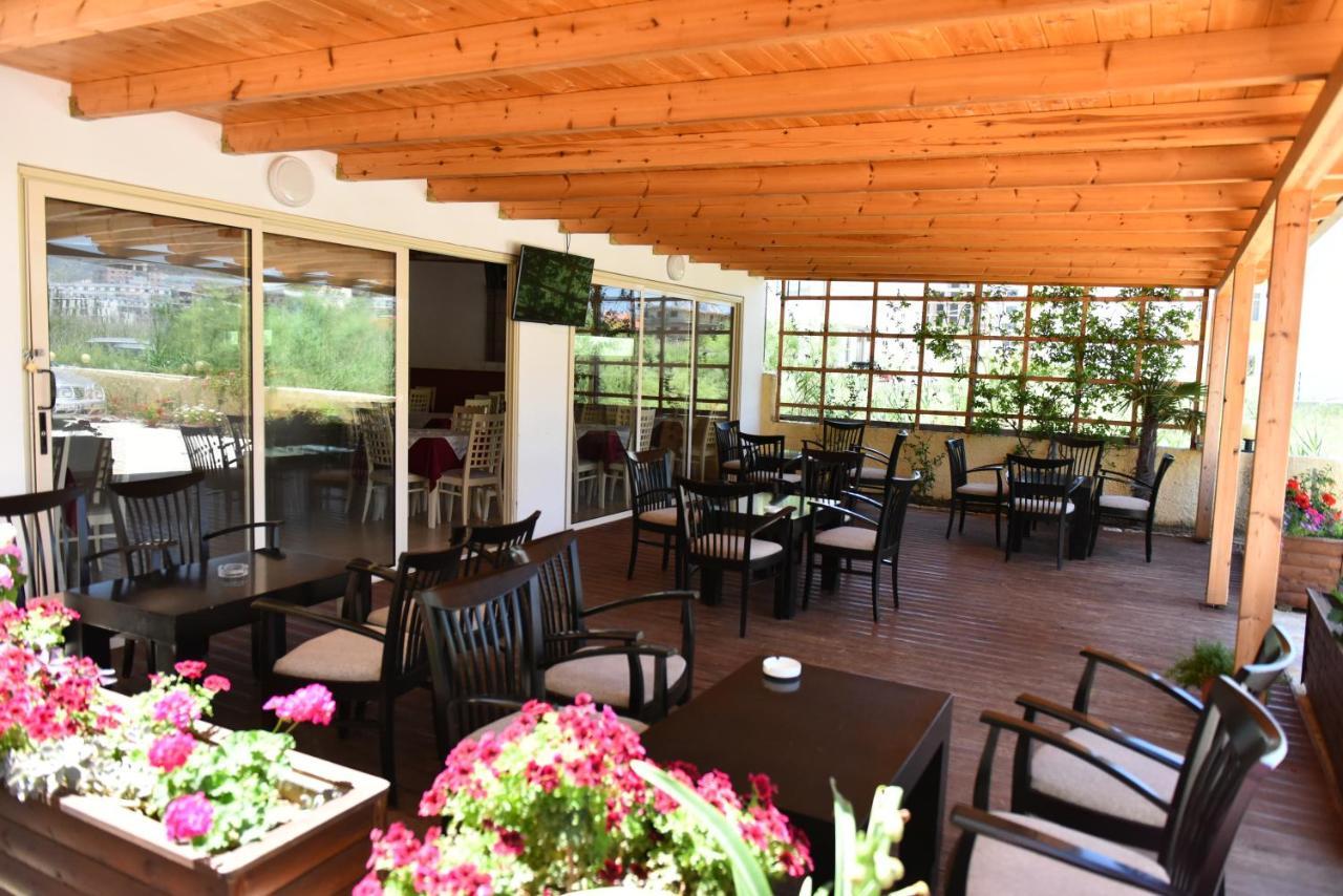 Hotel Kriti Max , Shengjin Shëngjin المظهر الخارجي الصورة